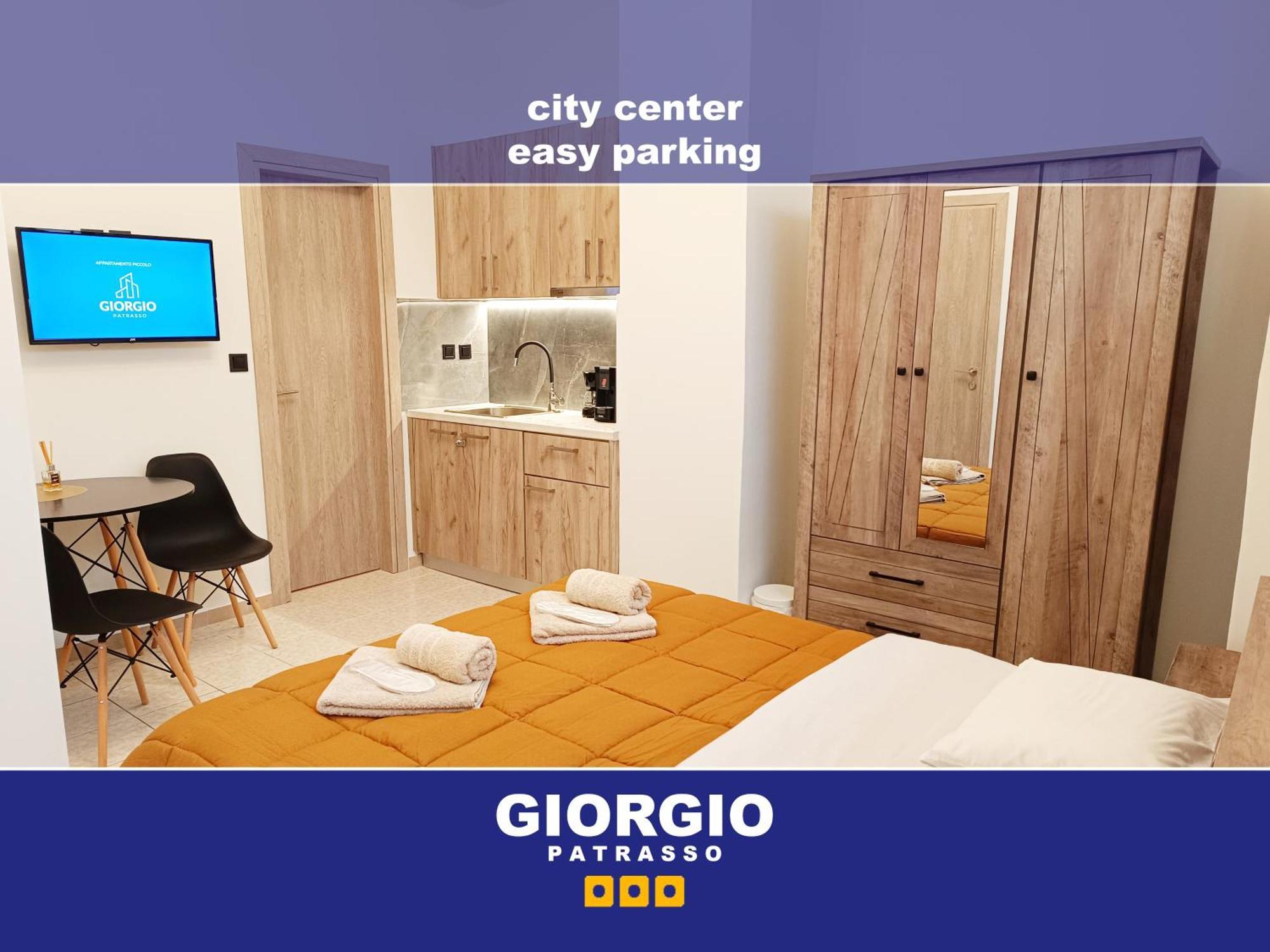 Giorgio Patrasso - Micro Apartment In The Center Of 帕特雷 外观 照片