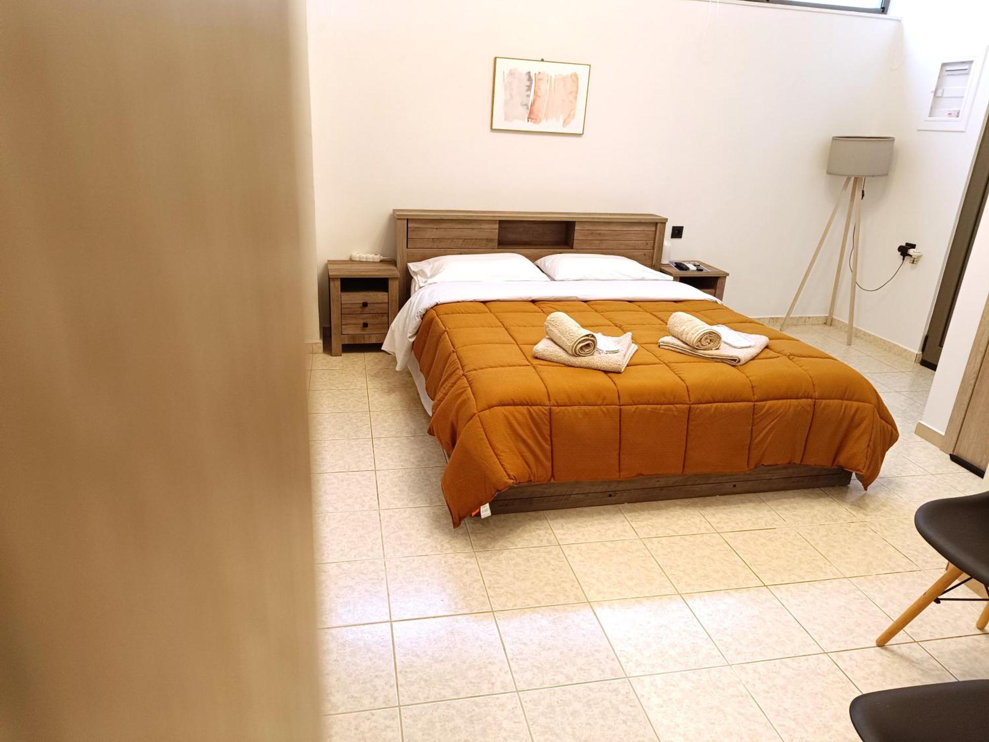 Giorgio Patrasso - Micro Apartment In The Center Of 帕特雷 外观 照片